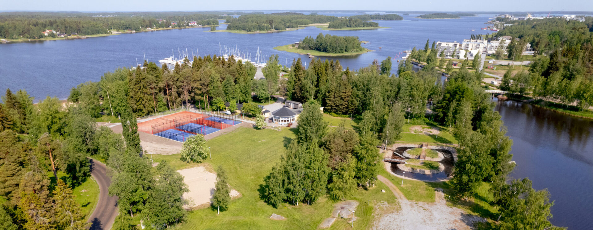 Old harbour camping — photo 4